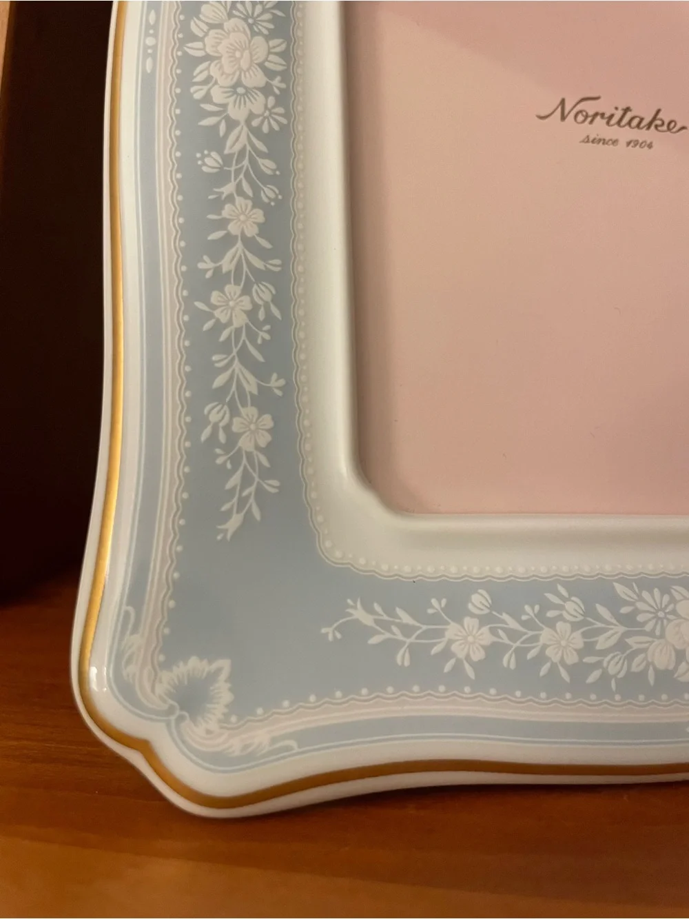 New Noritake Light Blue Floral and Gold Accent Ceramic Frame